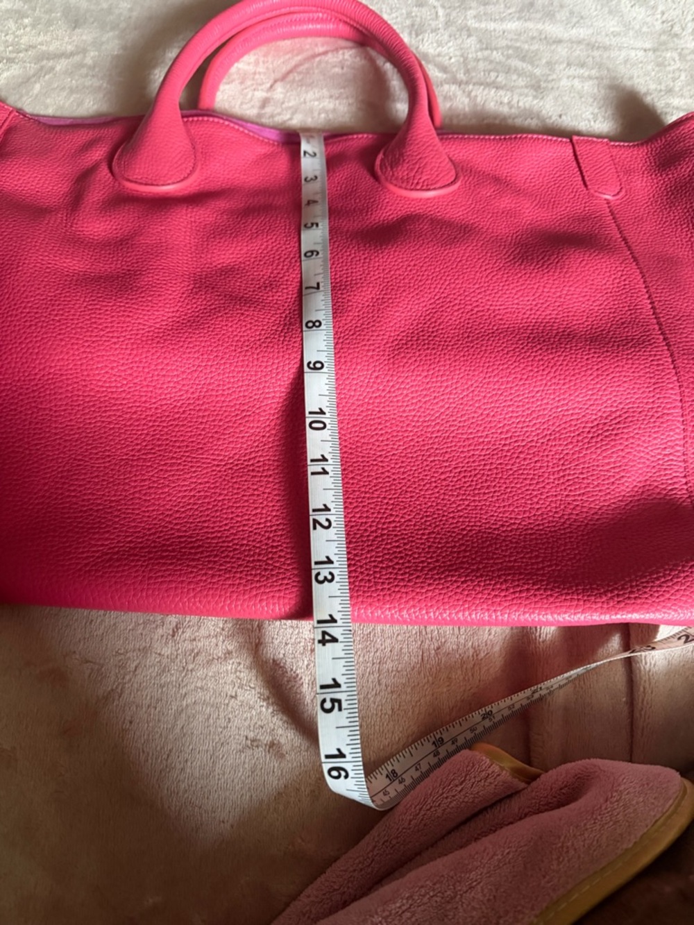 Stylish Women’s Pink Leather Tote Bag - Picture 6 of 8